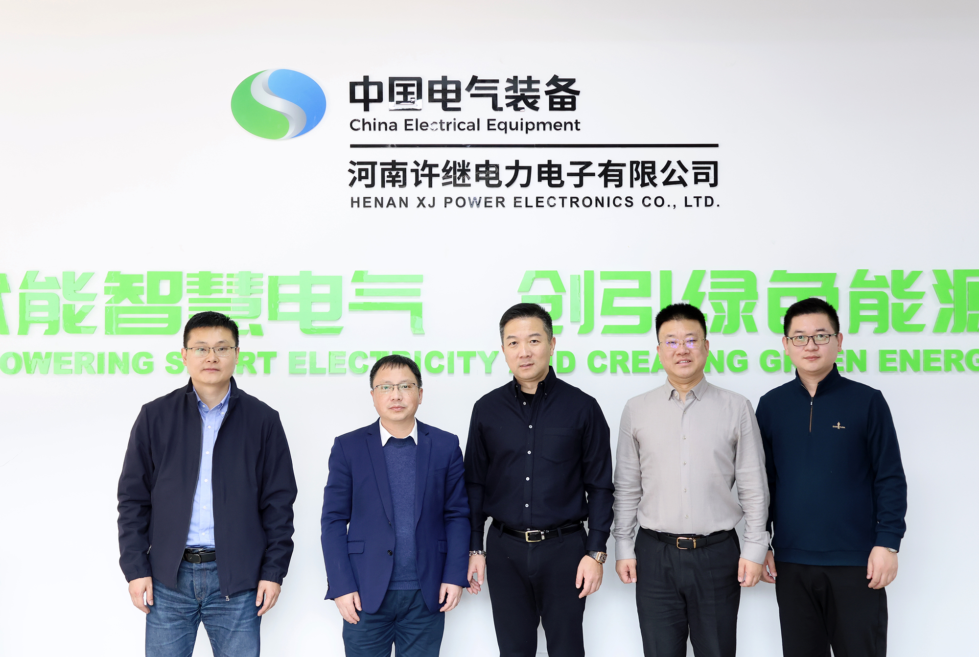 赛晶吃瓜91
与许继电力电子签订协作动向书